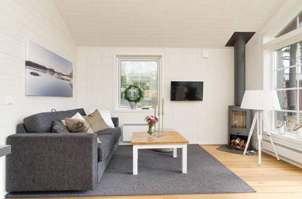 Skargardsbyn S:t Anna Mon